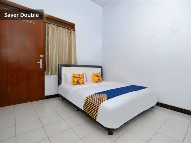 Oyo 2240 Simpang Tujuh Residence Kudus Exterior photo