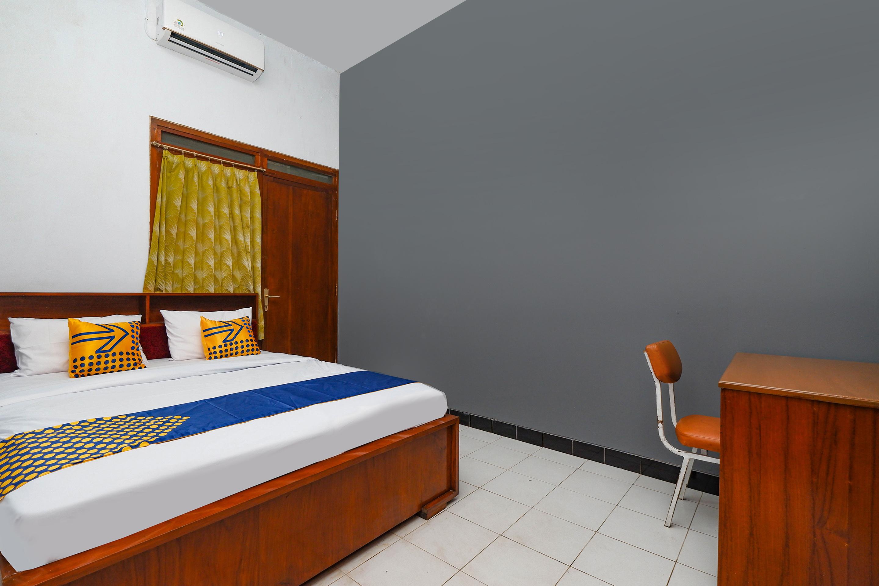 Oyo 2240 Simpang Tujuh Residence Kudus Exterior photo